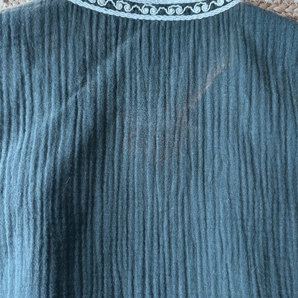 ZARA Embroidered Waistcoat – Size M (Ref. 6318/042/505) - Picture 15 of 16